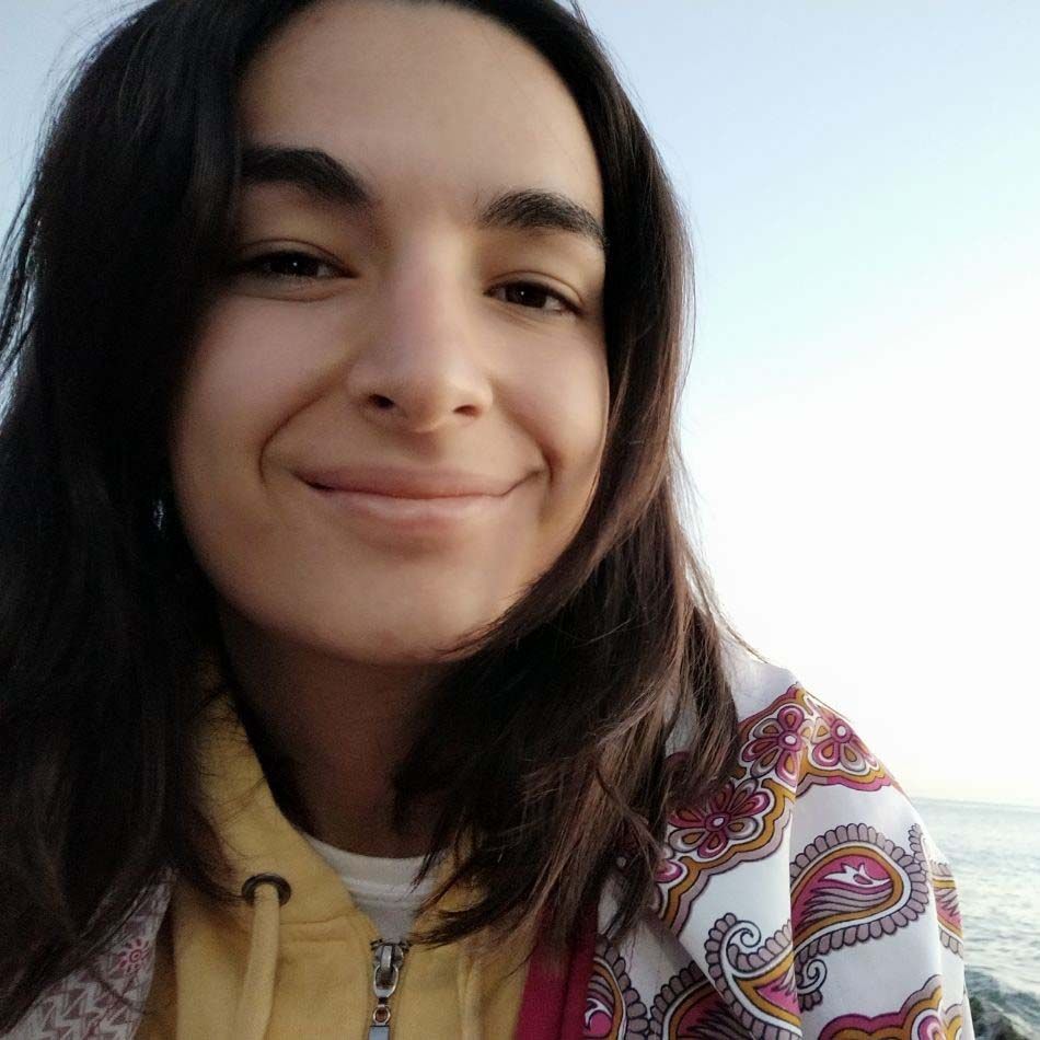 Carmen María López — beginner chess teacher
