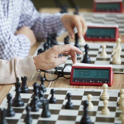 Parties simultanées d’échecs